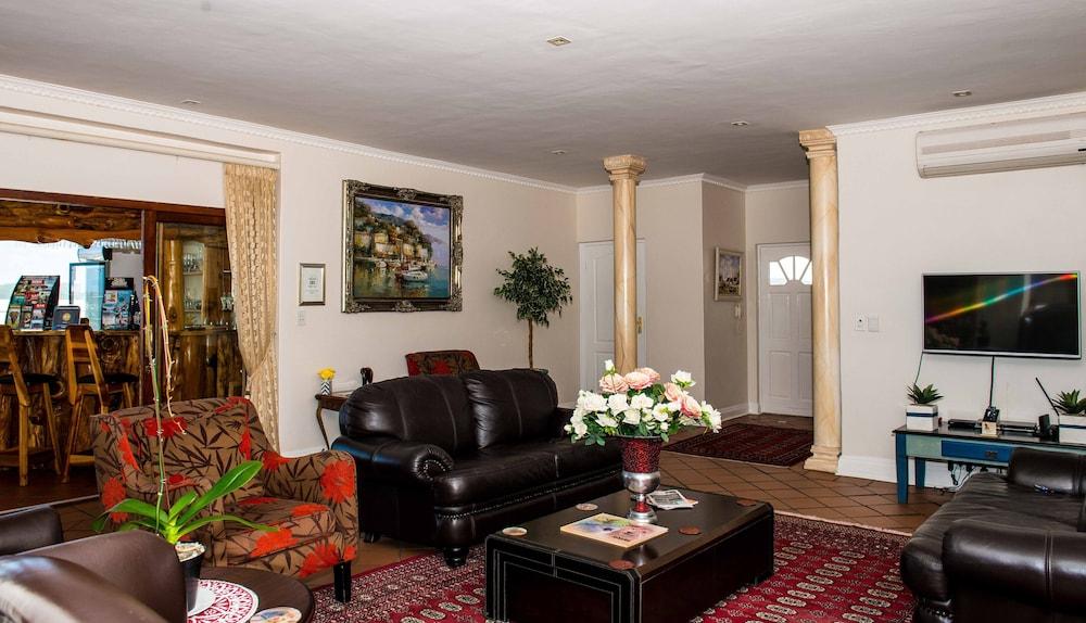 Atlantic Guest House Книсна Екстер'єр фото