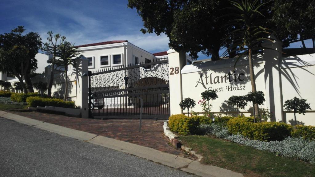 Atlantic Guest House Книсна Екстер'єр фото
